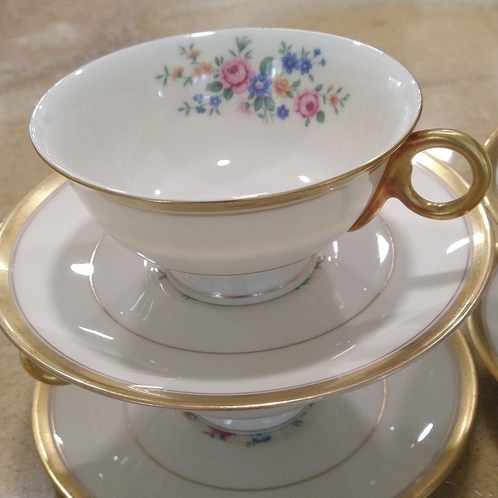 Haviland New York Windsor set of 4 tea coffee cup and saucers grand Millennial